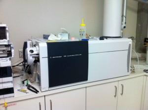 The GC-MS machine in the Saucier Enology Laboratory at UBC:  Where the magic happens.  (image copyright LWHITTALL 2013)